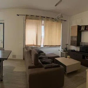  Appartamento Piazza Bologna